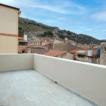 Palazzo Al Carmine
