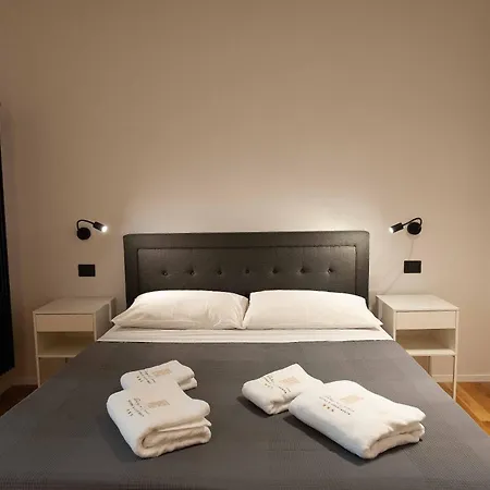 Palazzo Al Carmine モンレアーレ