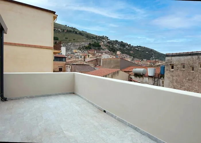 Palazzo Al Carmine